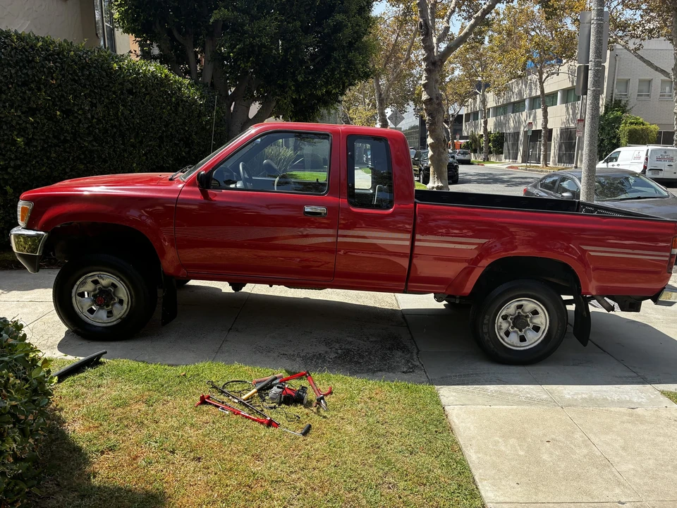 1991 Toyota Hilux 5th Gen - Image 8 of 31