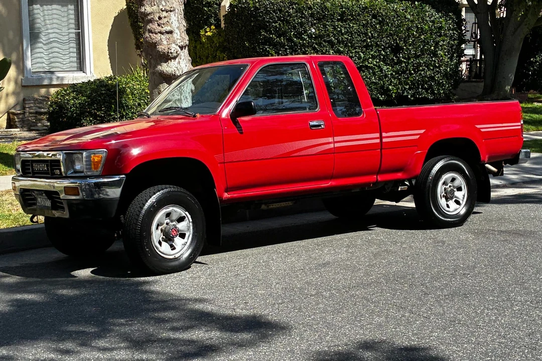 1991 Toyota Hilux 5th Gen - Image 7 of 31