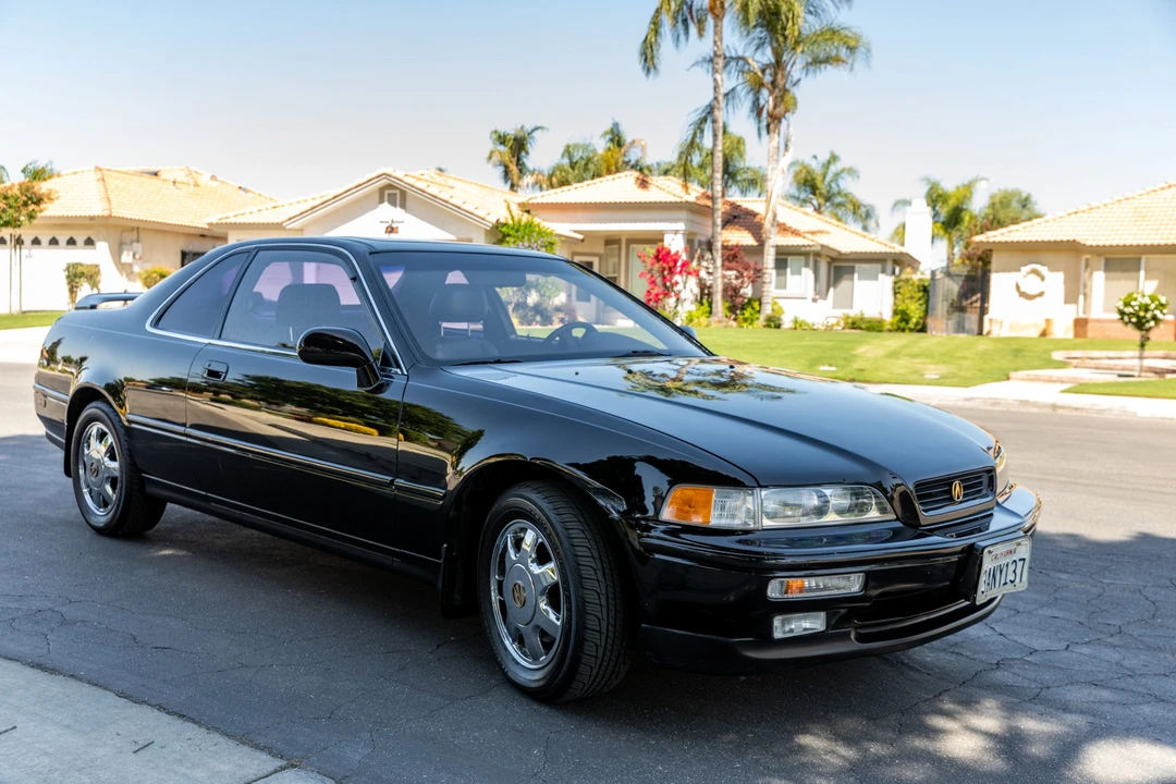 1992 Acura Legend 2nd Gen - Image 12 of 31