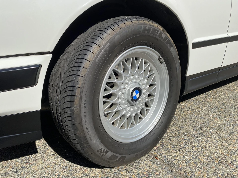 1992 BMW E34 5 Series - Image 23 of 31