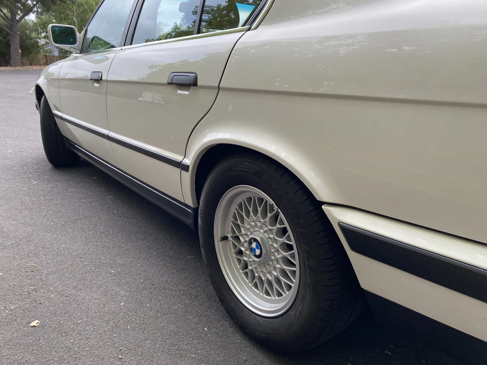 1992 BMW E34 5 Series - Image 14 of 31