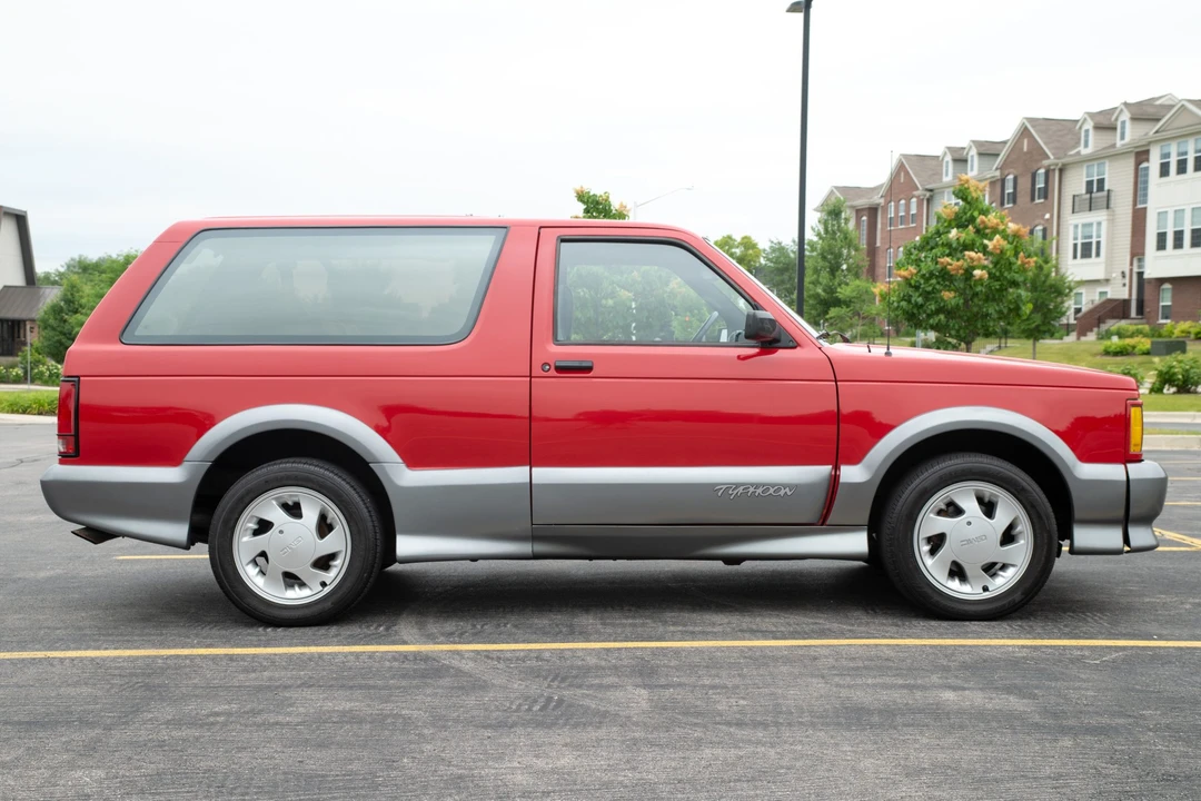 1992 GMC Syclone - Image 13 of 31