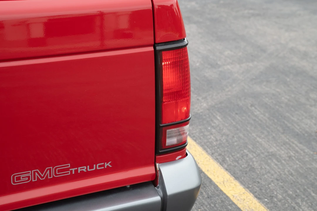 1992 GMC Syclone - Image 29 of 31