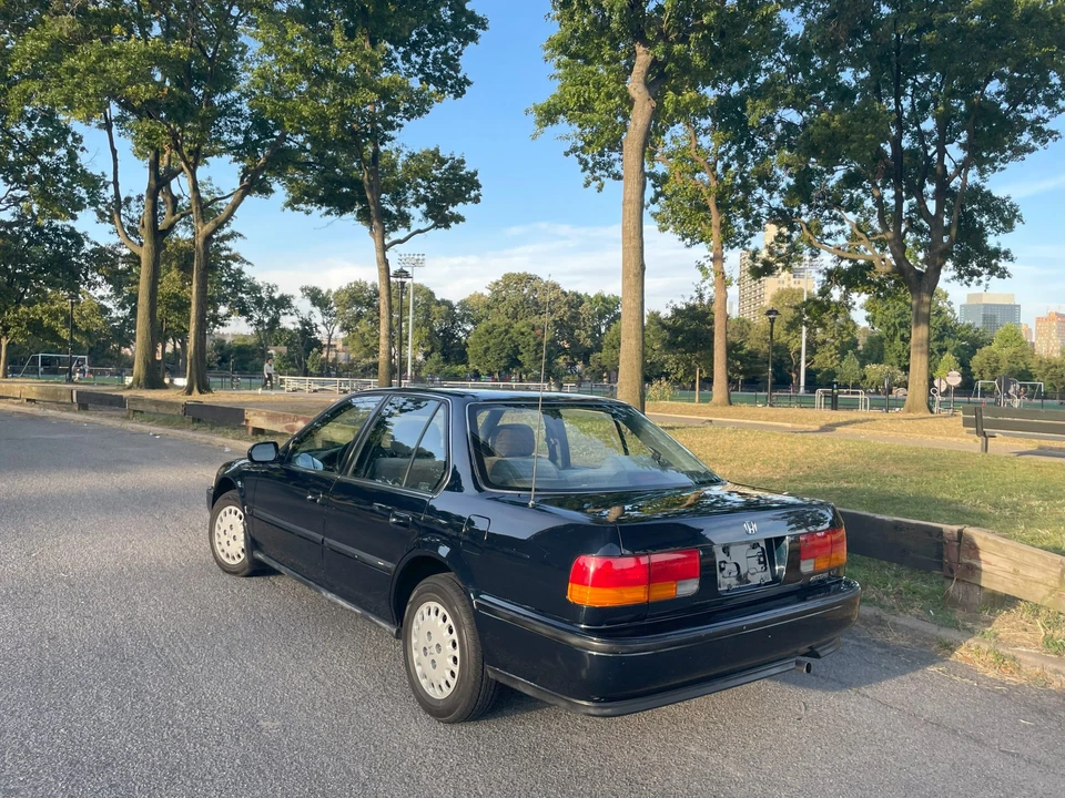 1992 Honda Accord 4th Gen - Image 24 of 31