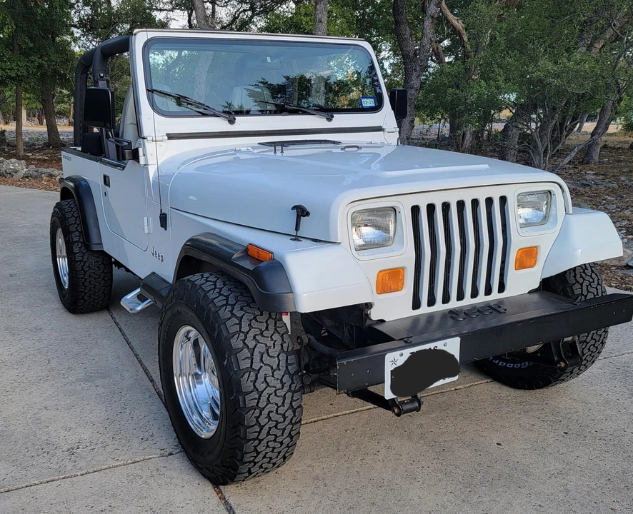 1992 Jeep YJ Wrangler - Image 14 of 31