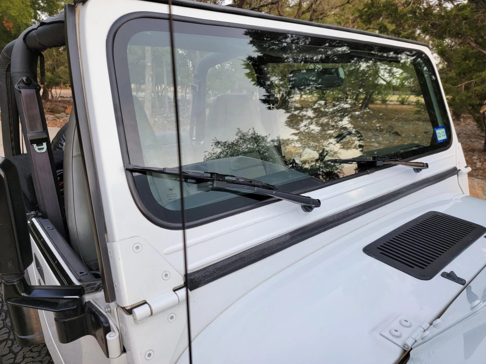 1992 Jeep YJ Wrangler - Image 22 of 31