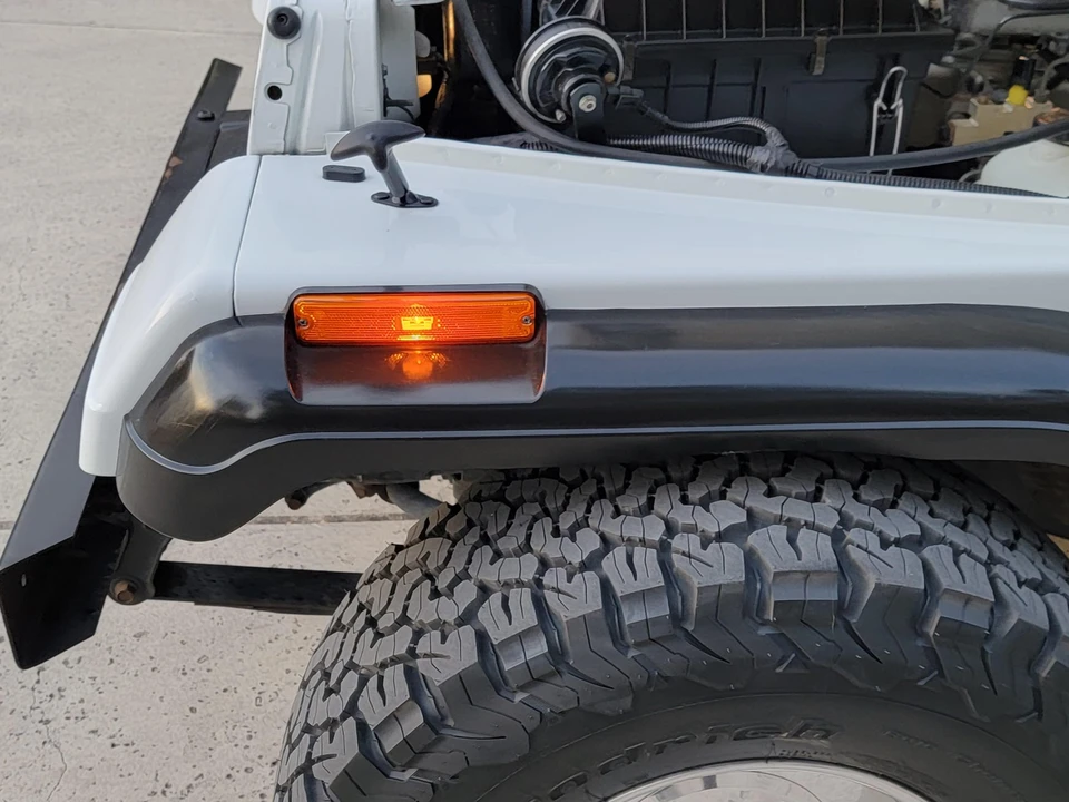 1992 Jeep YJ Wrangler - Image 16 of 31