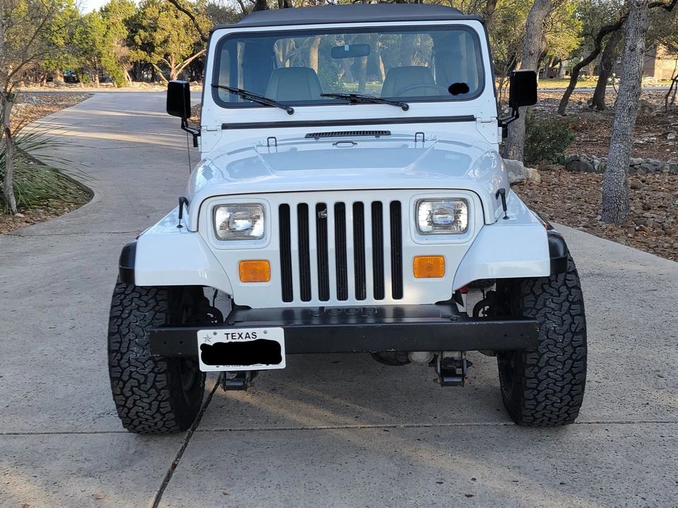 1992 Jeep YJ Wrangler - Image 4 of 31