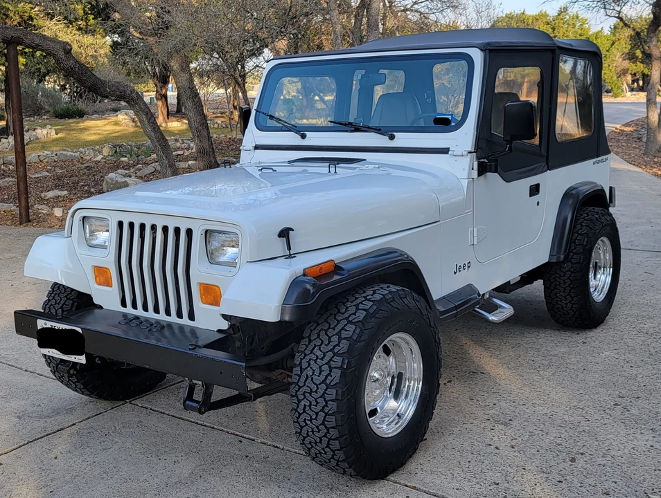 1992 Jeep YJ Wrangler - Image 5 of 31