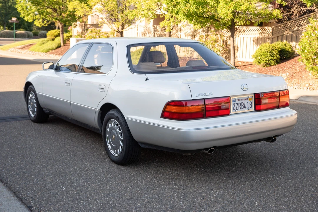 1992 Lexus LS 1st Gen - Image 4 of 31