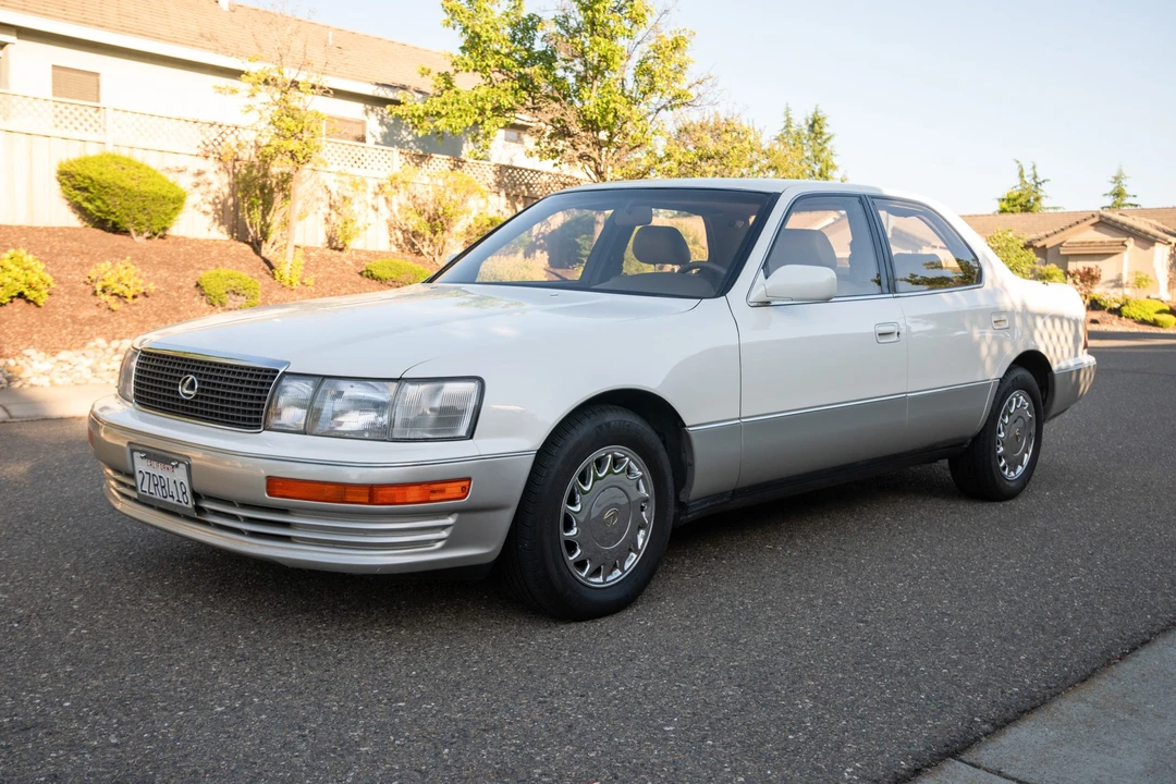 1992 Lexus LS 1st Gen - Image 2 of 31