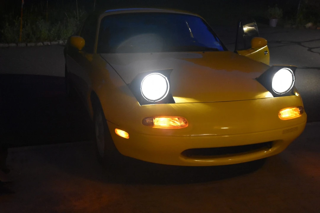 1992 Mazda NA MX-5 Miata - Image 16 of 31