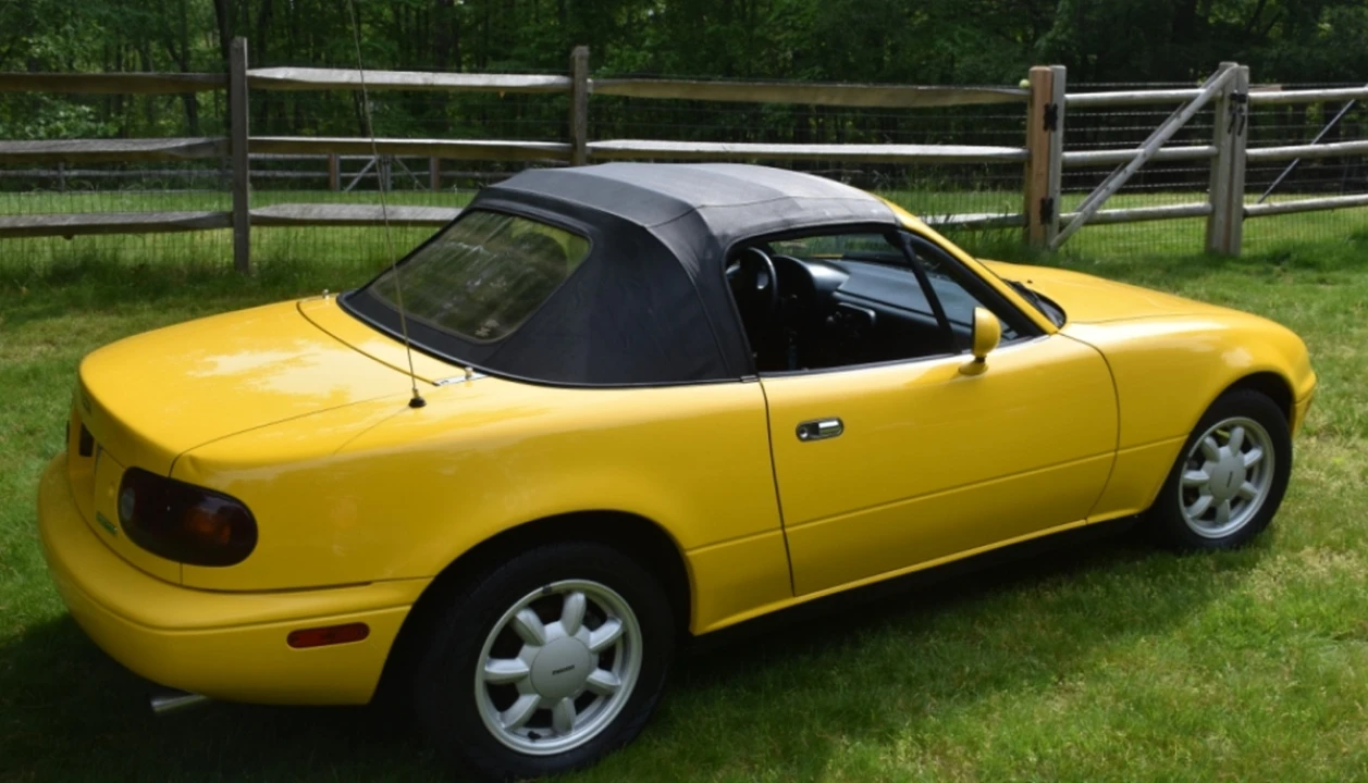 1992 Mazda NA MX-5 Miata - Image 22 of 31