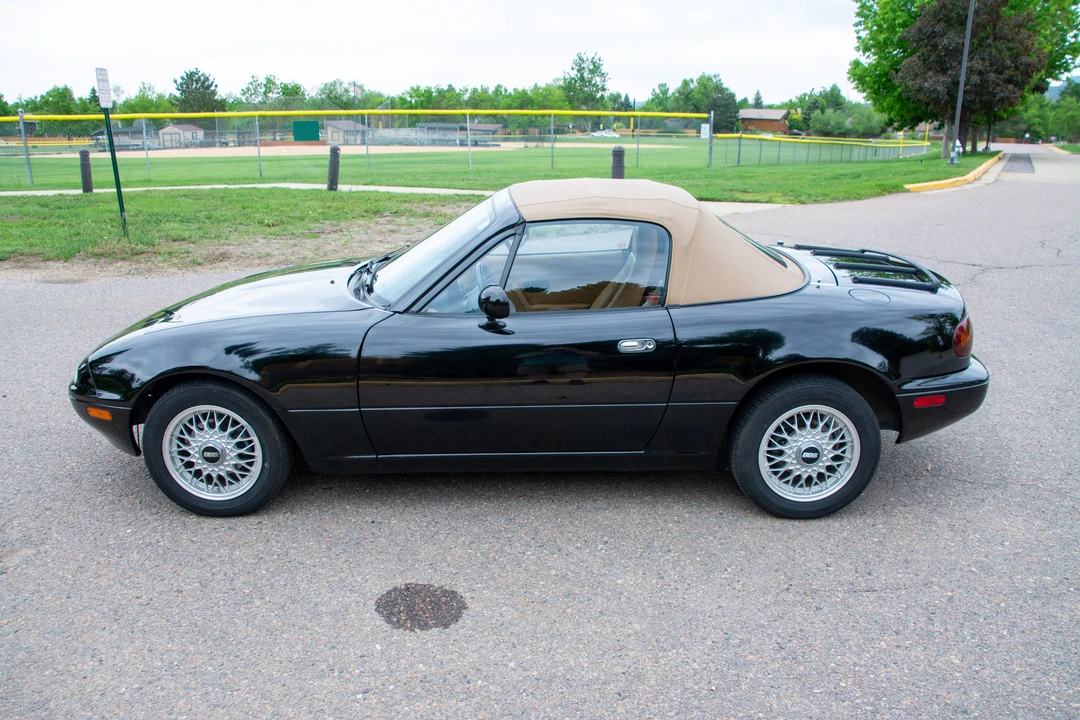 1992 Mazda NA MX-5 Miata - Image 26 of 31