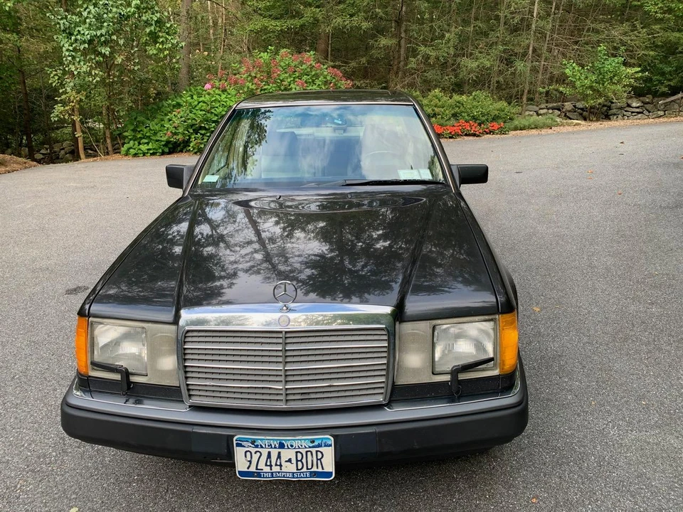 1992 Mercedes-Benz W124 E-Class - Image 4 of 31