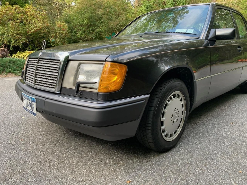 1992 Mercedes-Benz W124 E-Class - Image 22 of 31