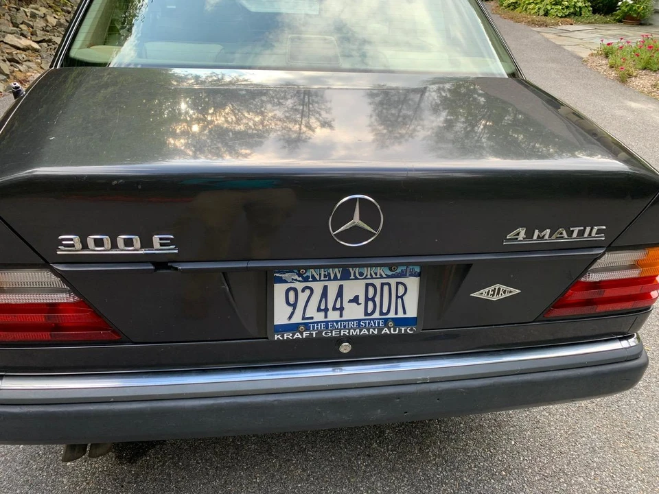 1992 Mercedes-Benz W124 E-Class - Image 27 of 31