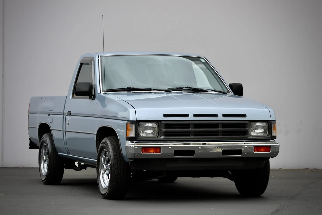 1992 Nissan - Image 29 of 31