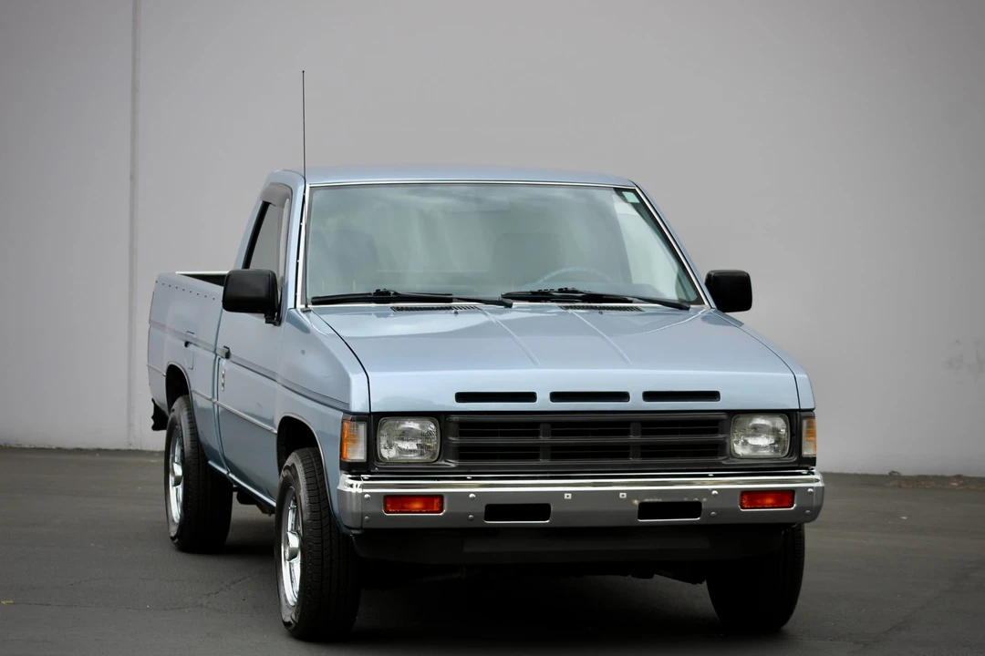 1992 Nissan - Image 30 of 31