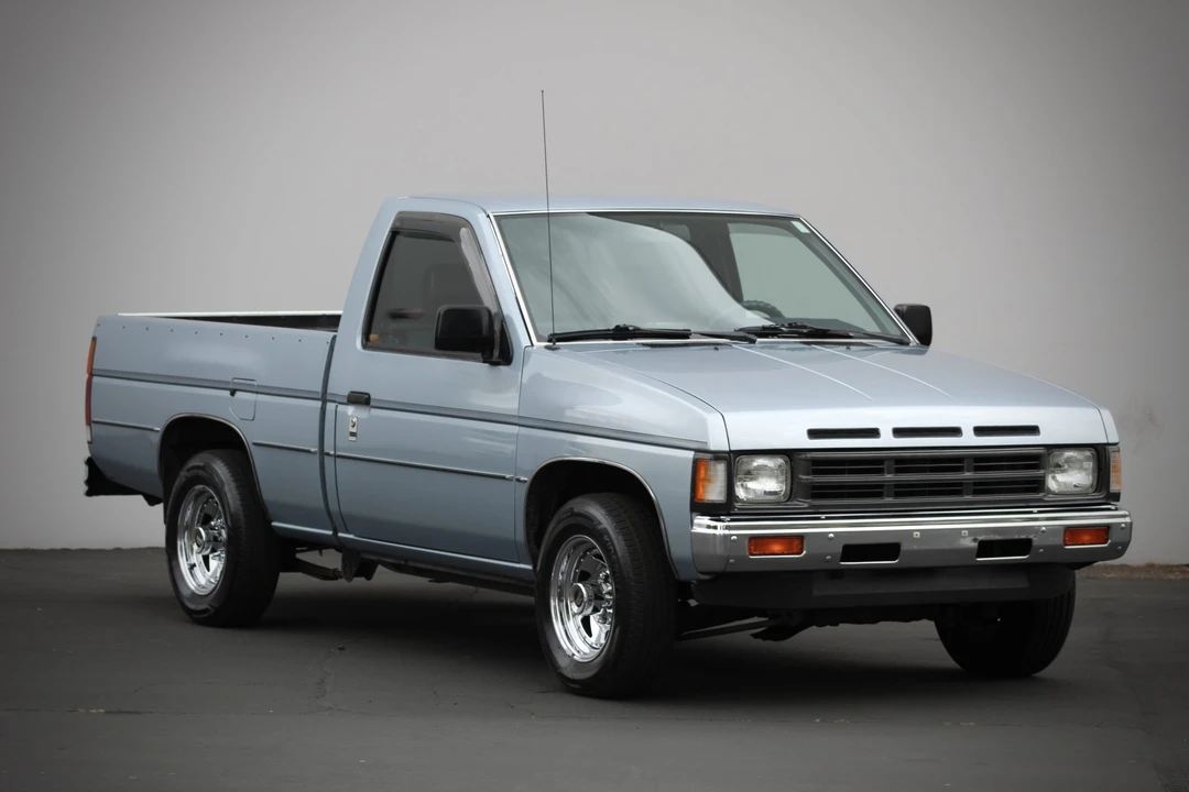 1992 Nissan - Image 26 of 31