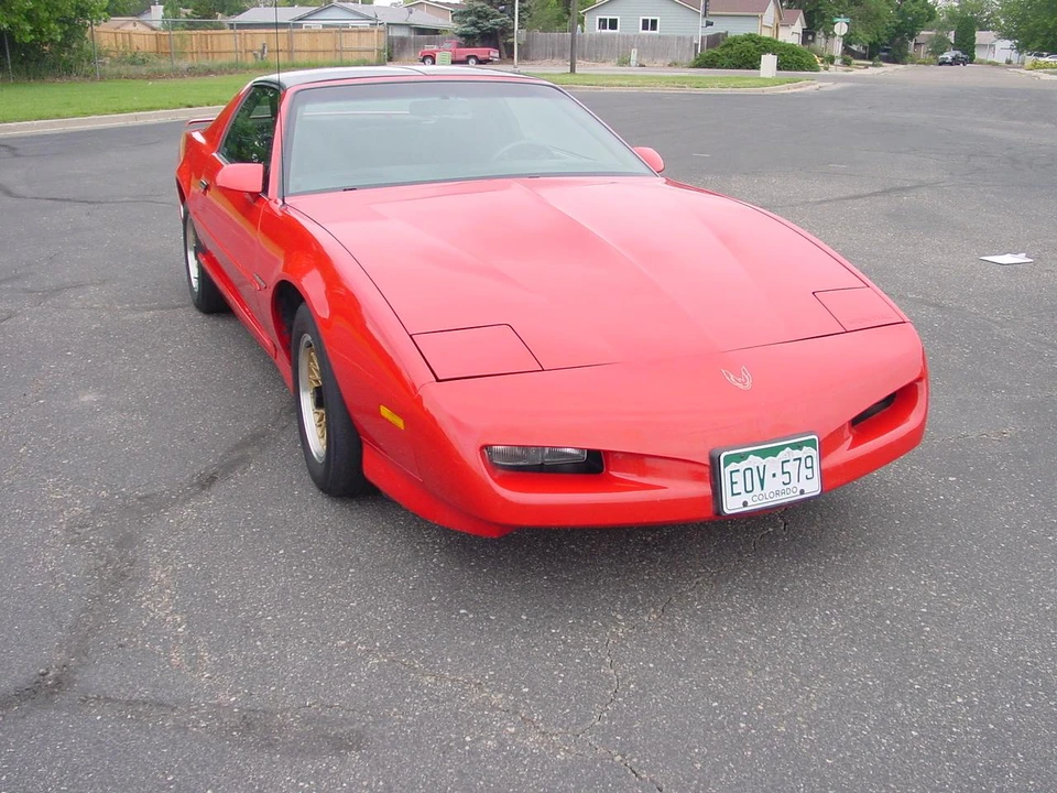 1992 Pontiac Firebird 3rd Gen - Image 13 of 31