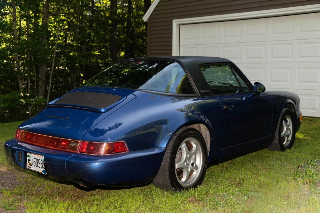 1992 Porsche 964 Carrera 4 - Image 14 of 31