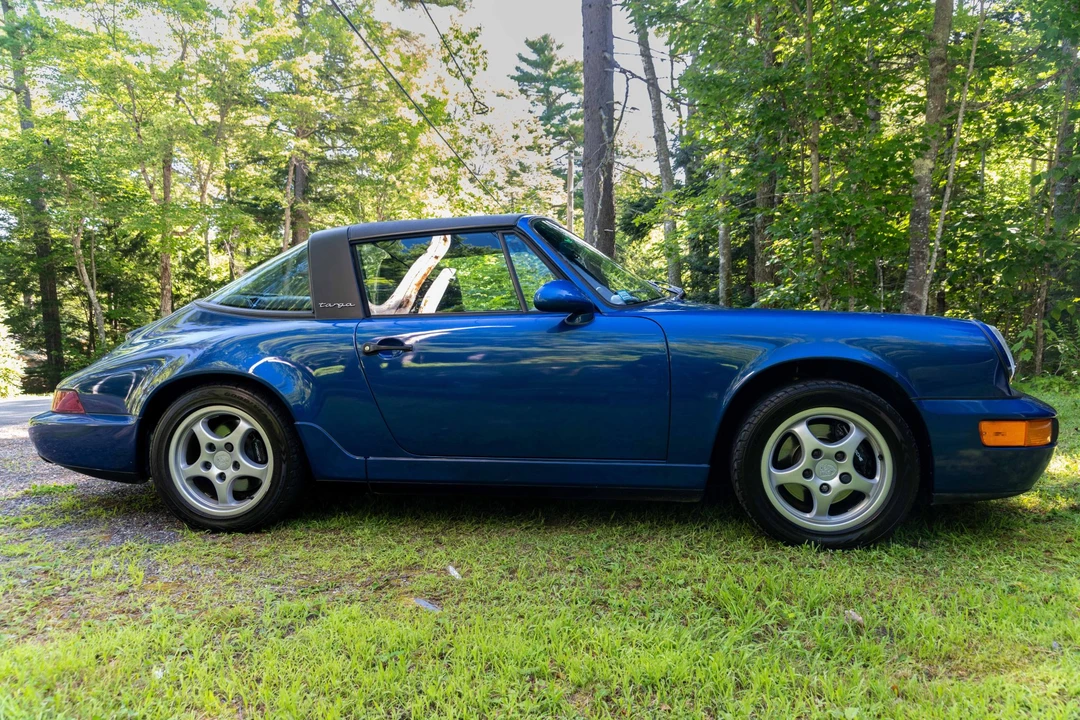 1992 Porsche 964 Carrera 4 - Image 16 of 31