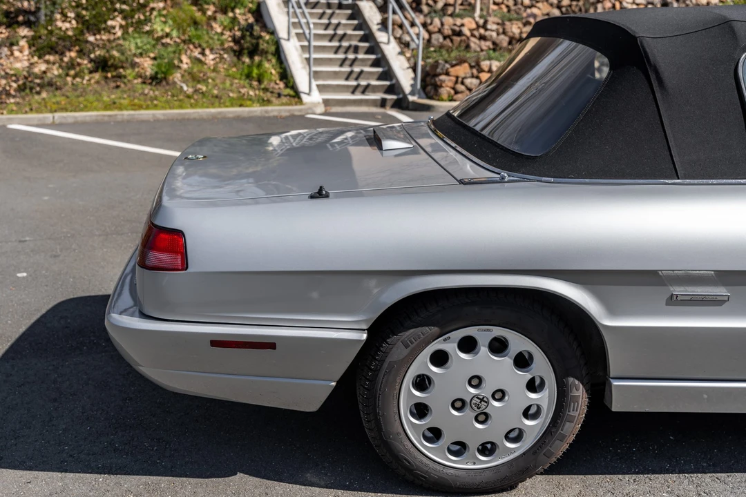 1993 Alfa Romeo Series 4 - Image 17 of 31