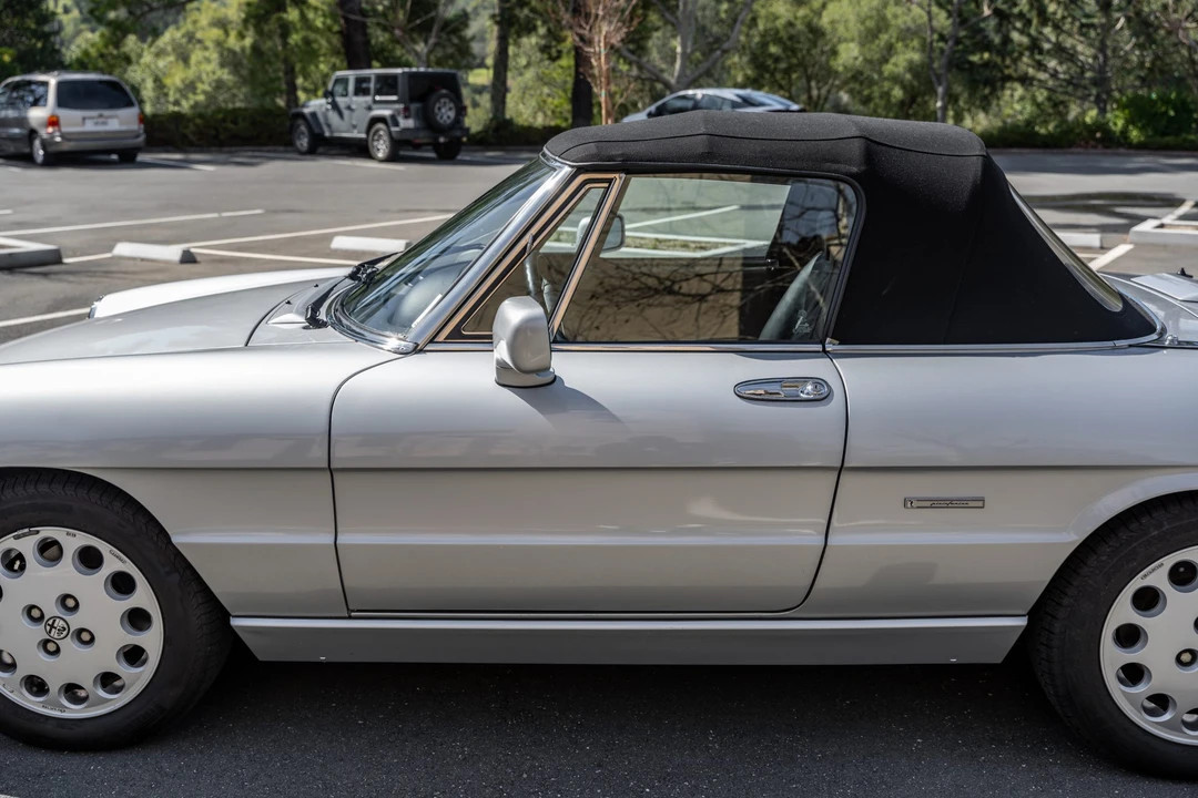 1993 Alfa Romeo Series 4 - Image 21 of 31
