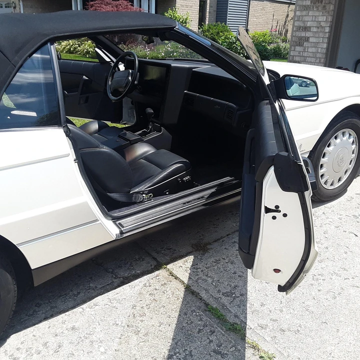 1993 Cadillac Allante - Image 26 of 31