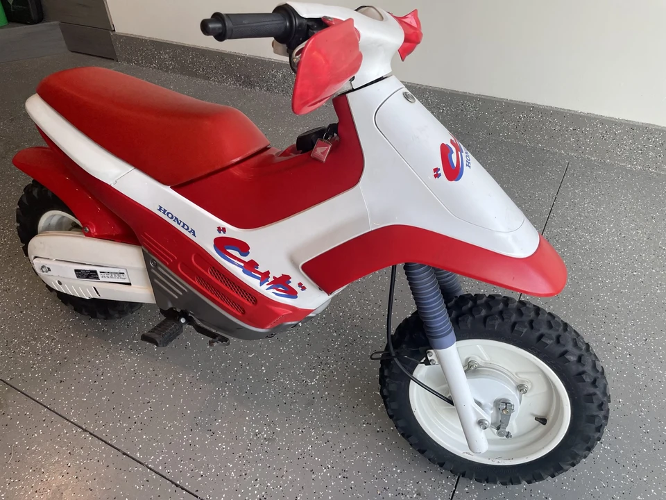 1993 Honda Super Cub - Image 10 of 29