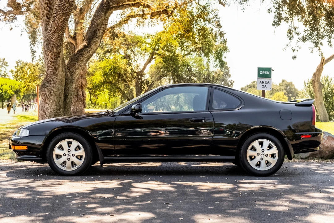 1993 Honda Prelude 4th Gen - Image 2 of 31