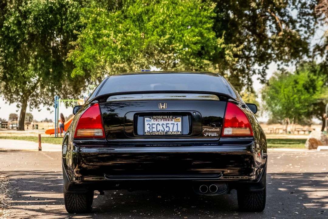 1993 Honda Prelude 4th Gen - Image 4 of 31