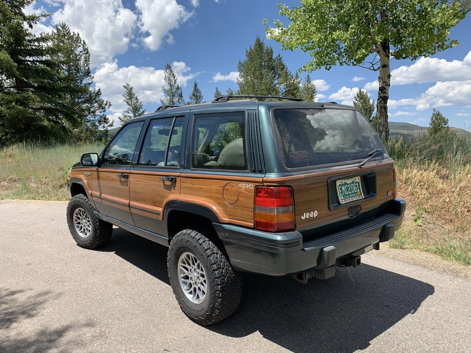 1993 Jeep ZJ Grand Wagoneer - Image 11 of 31
