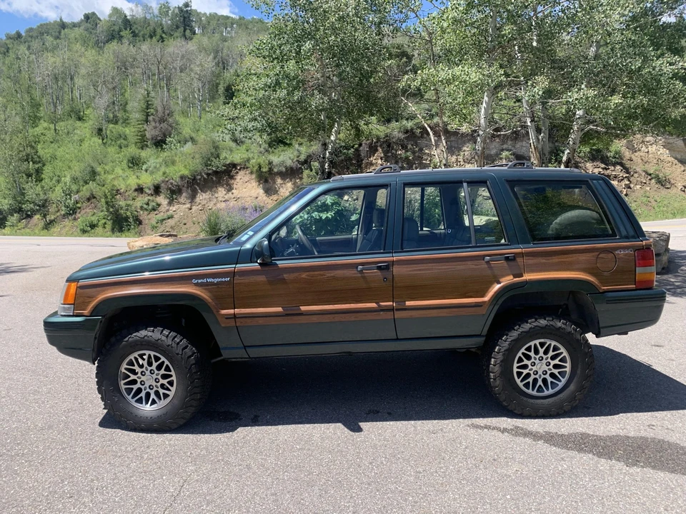 1993 Jeep ZJ Grand Wagoneer - Image 5 of 31