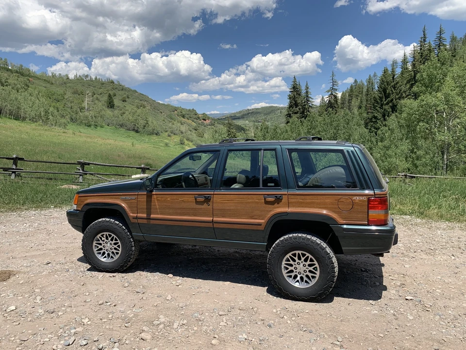 1993 Jeep ZJ Grand Wagoneer - Image 19 of 31