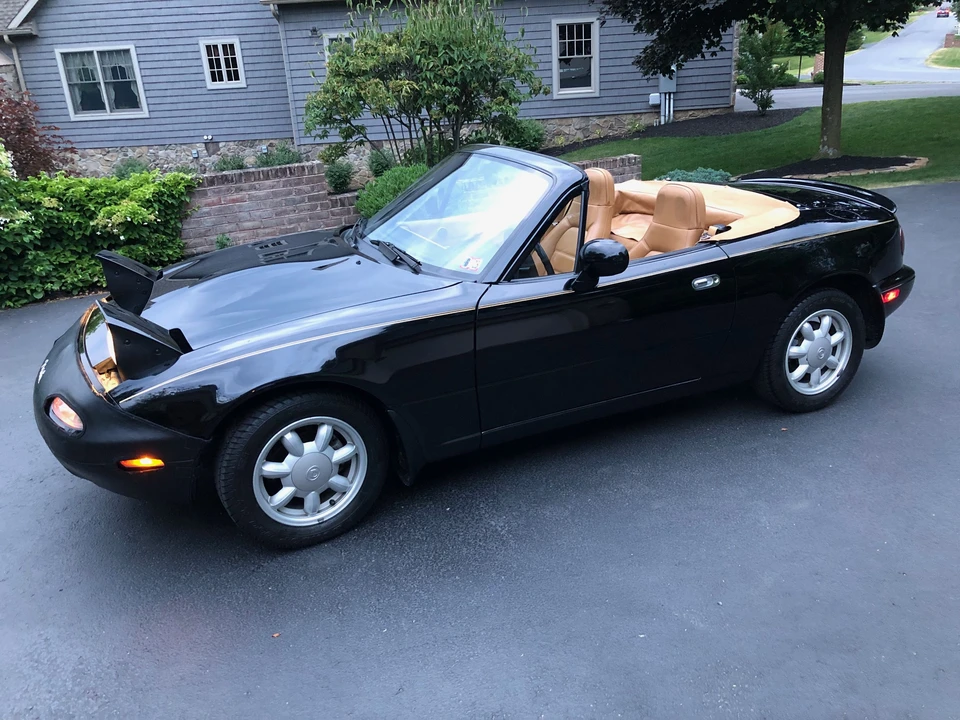 1993 Mazda NA MX-5 Miata - Image 2 of 31
