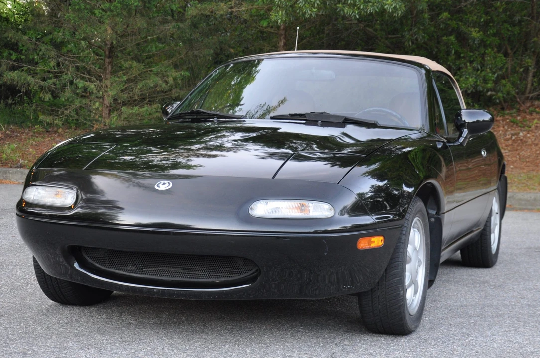 1993 Mazda NA MX-5 Miata - Image 2 of 31