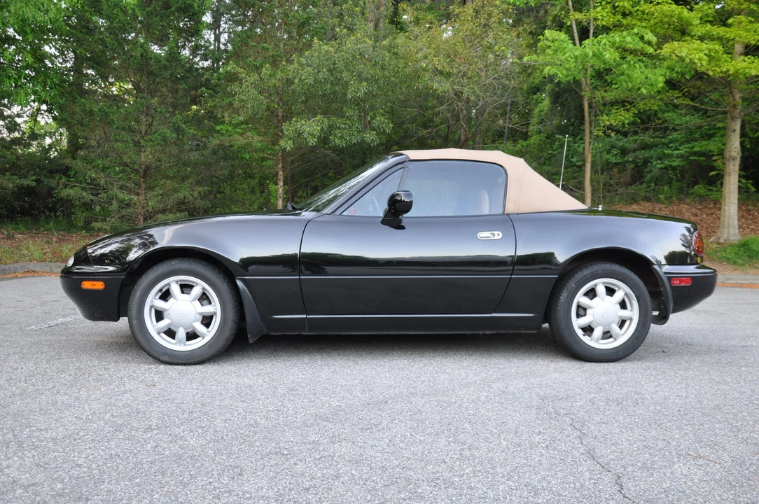 1993 Mazda NA MX-5 Miata - Image 7 of 31
