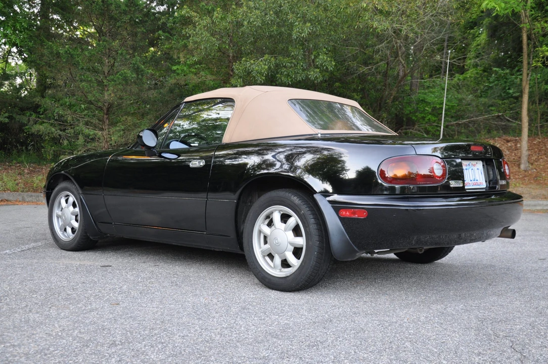 1993 Mazda NA MX-5 Miata - Image 8 of 31