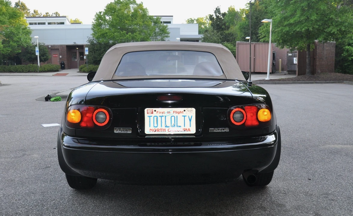 1993 Mazda NA MX-5 Miata - Image 10 of 31