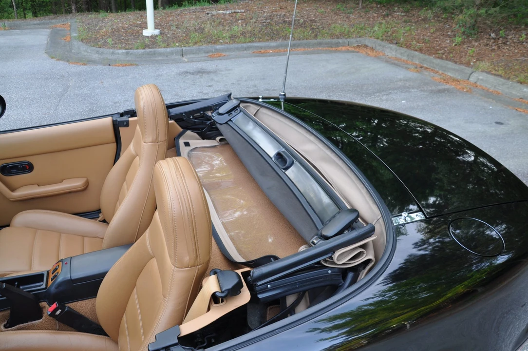 1993 Mazda NA MX-5 Miata - Image 27 of 31
