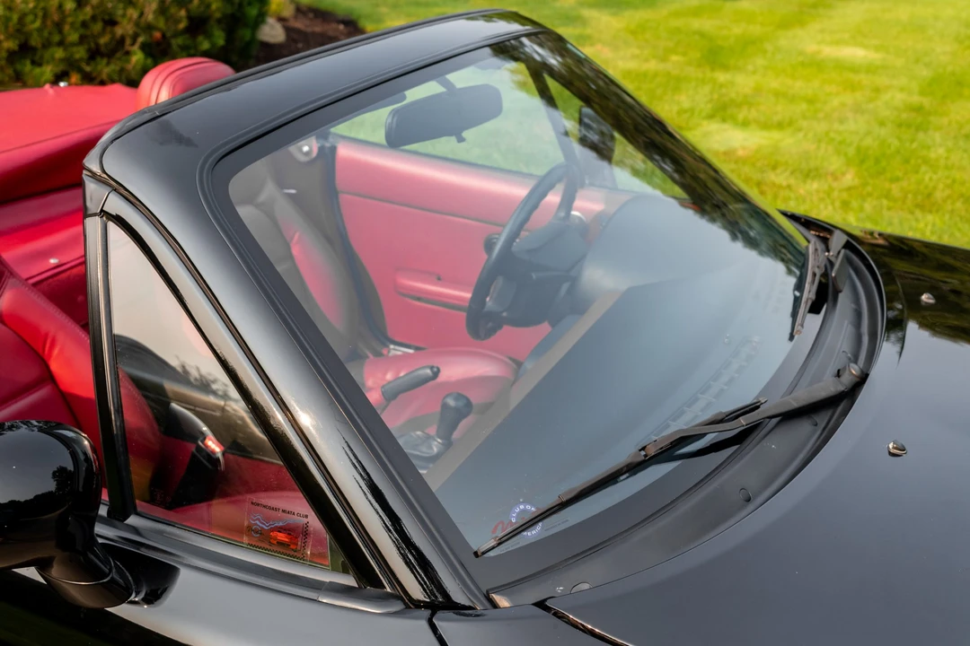 1993 Mazda NA MX-5 Miata - Image 29 of 31