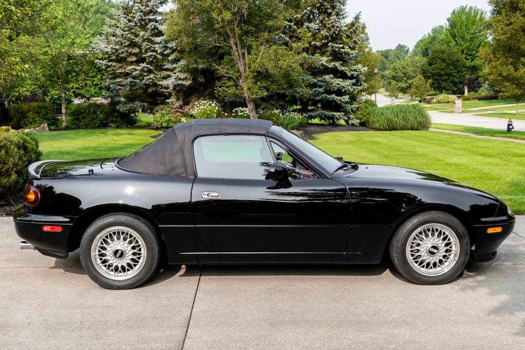 1993 Mazda NA MX-5 Miata - Image 12 of 31