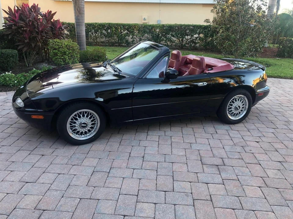 1993 Mazda NA MX-5 Miata - Image 5 of 31