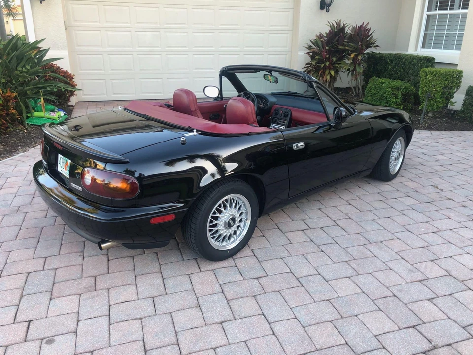 1993 Mazda NA MX-5 Miata - Image 13 of 31