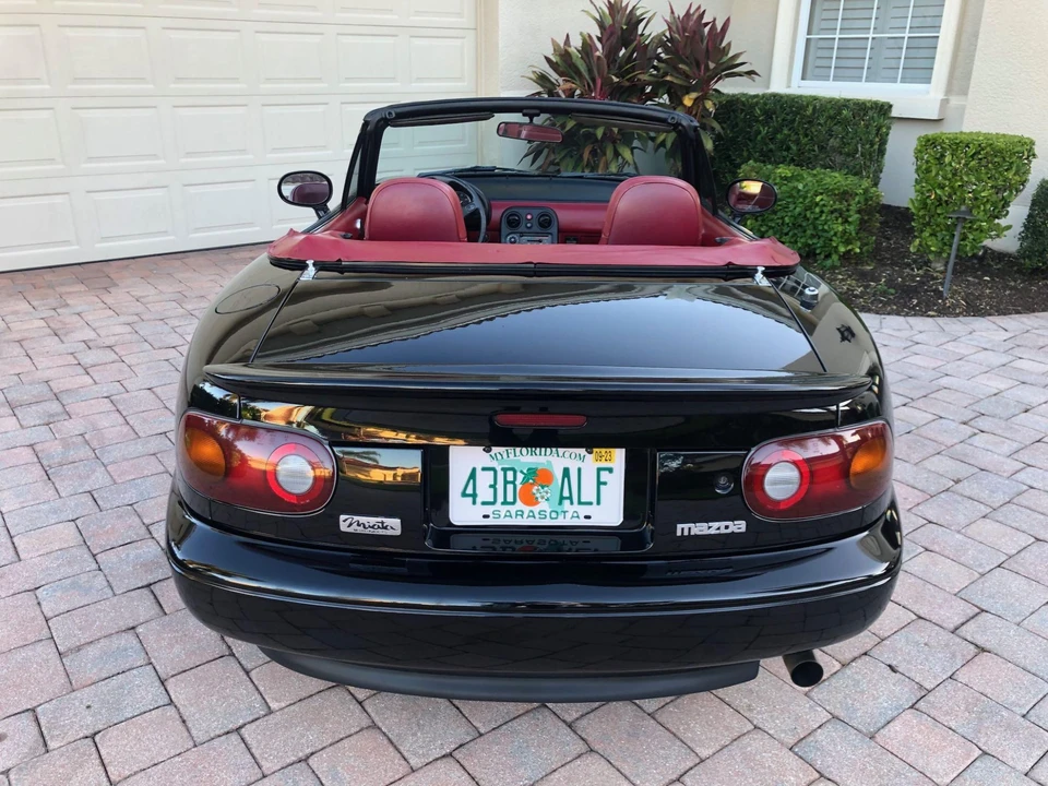 1993 Mazda NA MX-5 Miata - Image 10 of 31