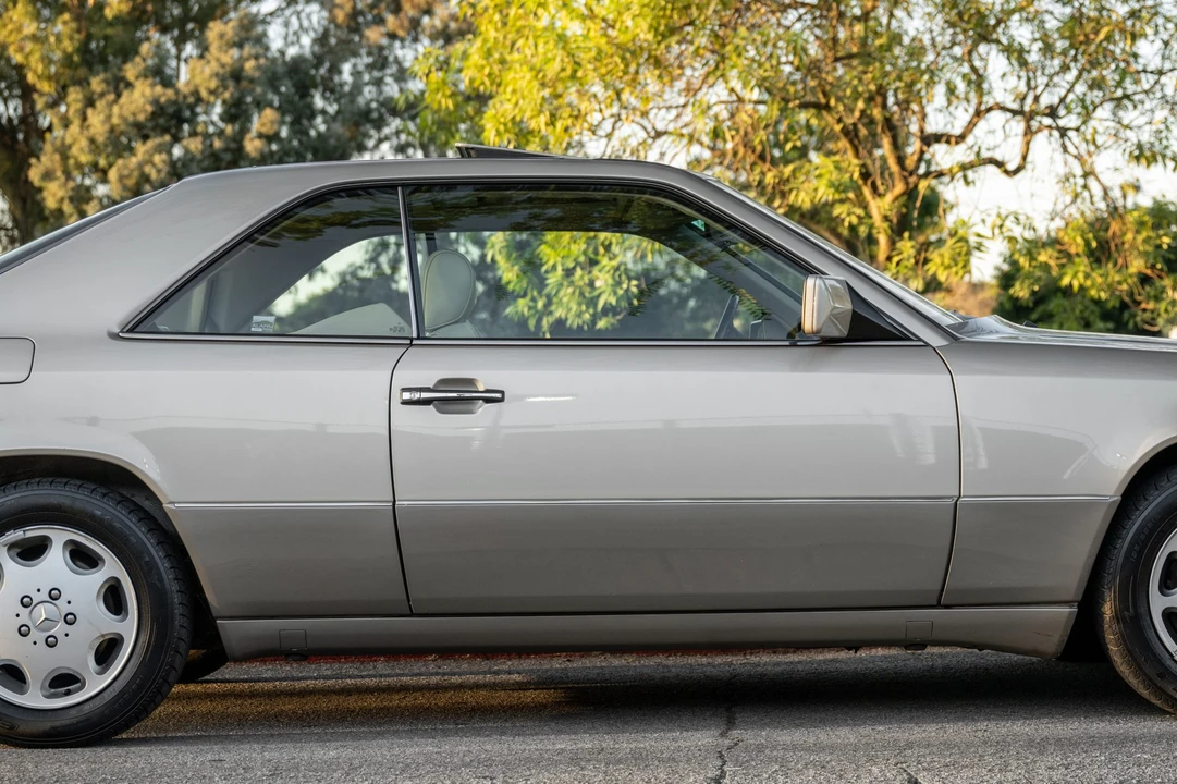 1993 Mercedes-Benz W124 E-Class - Image 10 of 31