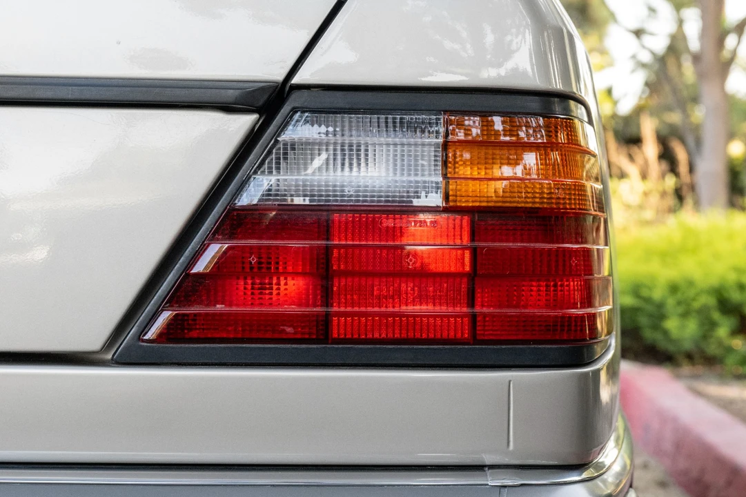1993 Mercedes-Benz W124 E-Class - Image 21 of 31