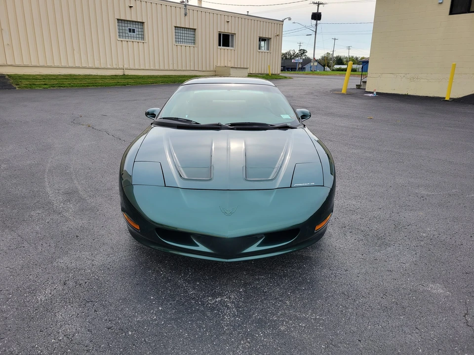 1993 Pontiac Firebird 4th Gen - Image 21 of 31